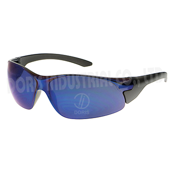 One piece wrap around style safety glasses